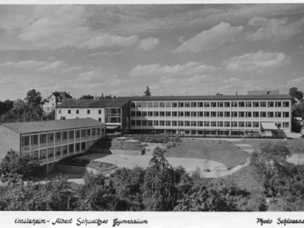 Hauptgebäude und Spezialklassentrakt (1959)